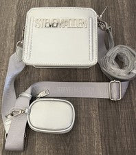 Bandolera Steve Madden Evelyn Mini con asa superior para mujer color plateado