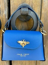 Bolso de mano para mujer de cuero italiano de diseñador - azul mariposa