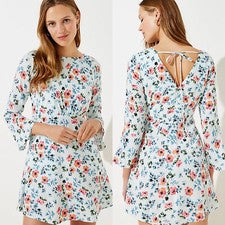 Mini Vestido Loft Nuevo con Etiquetas Azul Suave Floral Manga Campana Atado Trasero Para Mujer Talla 6