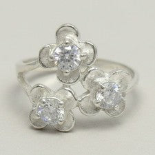 Anillo de plata de ley flor con circonitas macizo perforado 925 hecho a mano