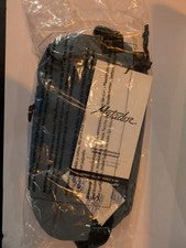 NUEVO CON ETIQUETAS Matador Refracción Embalable Eslinga 2L Azul Pizarra Viaje Cintura Paquete Bolso