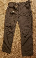 Equipo de exterior ☆ Pantalones largos estilo militar para hombre 40+ cintura 30" entrepierna