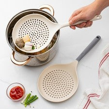 Cuchara Coladora Silicona 36,5 cm con Ranuras Ergonómica para Mango Cómoda