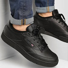 Zapatillas clásicas Reebok para hombre de cuero triple negras tallas del Reino Unido 9,5 y 12