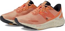 New Balance - Hombre Fresh Foam Arishi V4 - Naranja Rojo Zapato para Correr - Talla 10 - D