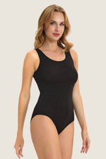 Body de mujer en negro, blanco y tez 47% modal