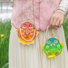 Bolso bandolera mujer monedero sapo chino koi pescado bordado mini bolso cadena