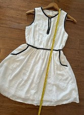 Vestido Maison Jules Nuevo con Etiquetas Crochet-Trim Fit & Acampanado Blanco-Negro Para Mujer Talla Pequeña”