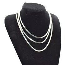 Collar de plata de ley 925 cadena mujer hombre varios tamaños y formas stock del Reino Unido