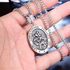 Collar colgante de acero de titanio ovalado ST Christopher cadena de caja de 24 pulgadas para hombre Reino Unido