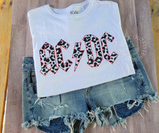 CAMISETA DE LEOPARDO MONOCROMÁTICA AC/DC PARA DAMA | CON LICENCIA OFICIAL