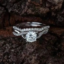Anillo conjunto nupcial de diamantes creados de corte redondo de 2,80 quilates para mujer acabado en oro blanco de 14 qu