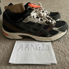 Talla 9.5 - HAL STUDIOS x ASICS 1130 Forest