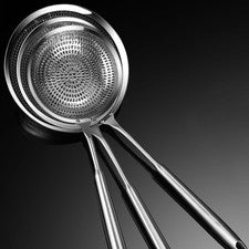 Cuchara de filtro con mango ergonómico para crear fácilmente