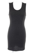 Vestido Vero Moda negro elegante hasta la rodilla cuello en U talla 36