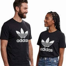Camiseta ADIDAS Vintage Logotipo del Trifolio NEGRA Calce Regular Manga Corta Nueva con Etiquetas