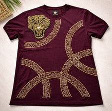 Camiseta Platini Para Hombre Cuello Redondo Bling Estilo Vegas Borgoña Dorado Talla XL
