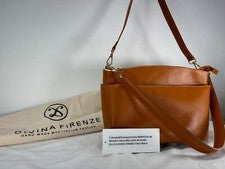DIVINA FIRENZE ITALIA - NUEVO CON ETIQUETAS $225.00 - AHORA $129.00 CUERO ITALIANO