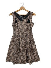 Vestido de cóctel Eva & Lola estampado floral encaje elegante beige negro talla 36