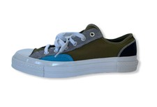 Zapatos Converse All Star Chuck Taylor para hombre talla 8 nuevos en caja multicolor