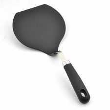 Servir cómodamente con espátula de pizza placa elevadora