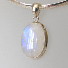 Hermosa piedra preciosa lunar de plata de ley 925 hecha a mano Pandant D-209