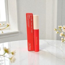 Crema labial mate soufflé de labios de belleza rara - Inspira tono nuevo