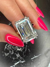 Enorme anillo de compromiso solitario enchapado en oro de 14 k de moissanita real corte esmeralda de 10 quilates