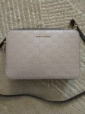 Bolso de Hombro Michael Kors Para Mujer Rosa Polvo y Marrón Estampado de Firma Usado