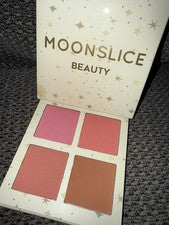 Paleta de rubor Moon Slice Beauty nueva