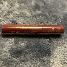 Laca labial Ulta Beauty en aguja tamaño completo 0,14 OZ nueva fabricada sellada
