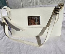 Bolso de hombro para mujer Madden Girl NUEVO CON ETIQUETAS, 10,5" x 6", color crema