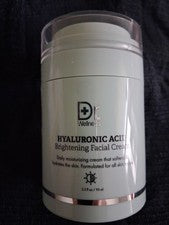 Dr. Wellness - Crema facial iluminadora con ácido hialurónico - Bomba de 3,2 oz