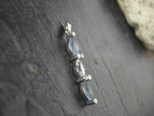 Colgante cadena moderna en forma de barra circonita azul plata de ley 925