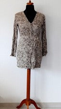 Zara 3067/347 Geknöpftes Kleid mit Print Gr. L