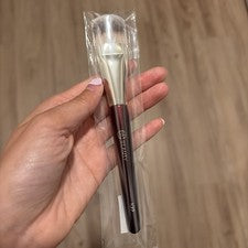 BK CEPILLOS DE BELLEZA - 109 MINI BASE CONTORNEADA - Cepillo facial