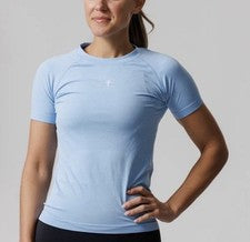 CAMISETA MUJER SIN COSTURAS "CROSS" - Azul cielo, grande