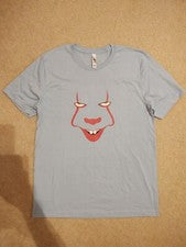 Camisa de diseño PENNYWISE / IT (2017,2019) CARA MINIMALISTA - VERDE AZULADO GRANDE, ROJO