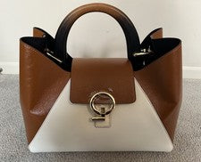 CLAUDIA ITALIA - NUEVO CON ETIQUETAS $425.00 - VENDEMOS BOLSOS ITALIANOS CLAUDIA 47 AÑOS