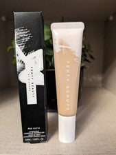 Base hidratante de larga duración Fenty Beauty Pro Filt'r tono 190 32 ml. PVP £30.