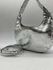 On 34th Harlowwe Bolso Bandolera Hobo Mujer Asa Superior Metálica -Plateado