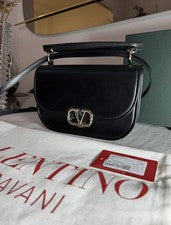 Bolso de mano Valentino Garavani VLogo placa PVP £2250 Nuevo