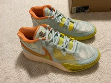 Nike Kyrie 8 DJ6017-400 100% Auténticas Talla 10