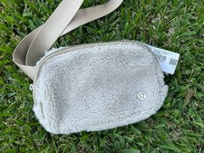 Bolso Cinturón Lululemon Everywhere Vellón Natural Nuevo