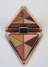 Paleta de sombras de ojos LYS L.YS Beauty Love Yourself en EMPODERADO Y NEUTRO - ¡Nuevo!