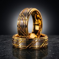 Alianza de boda de 8 mm enchapada en oro amarillo con anillo de tungsteno de oro cepillado para hombre ajuste cómodo