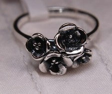 Anillo de flores de plata de ley ramo de cuatro flores 3D bien detalladas