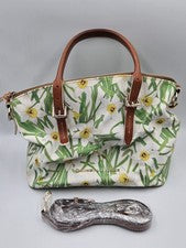 Cartera para mujer Dooney & Bourke floral con herrajes dorados y correa desmontable