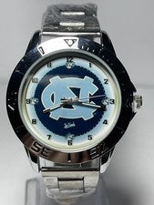 Reloj North Carolina Tar Heels College Team Hombre Acero Inoxidable Plateado NUEVO