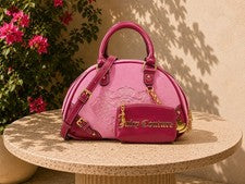 Bolso Bandolera Juicy Couture Rosa Terciopelo Bowler Dorado Corazón Dije Correa BN